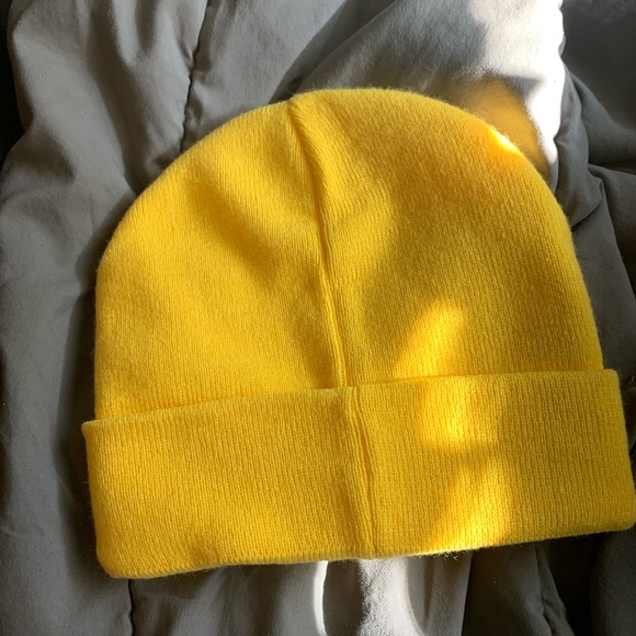 Adult size Minions Beanie - Picture 2 of 2